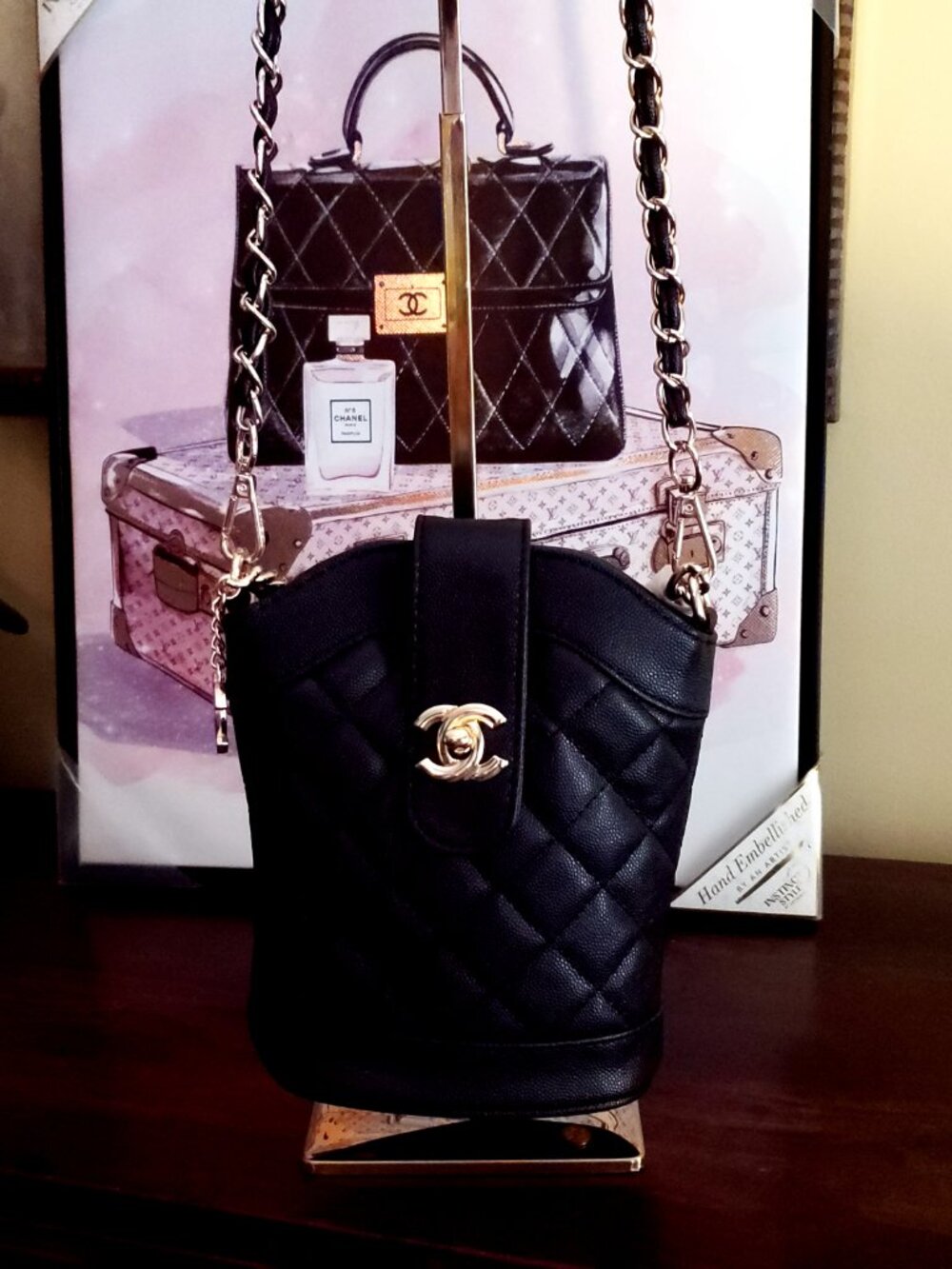 VIP/GWP Black Quilted Vegan Leather Crossbody Chain Bag